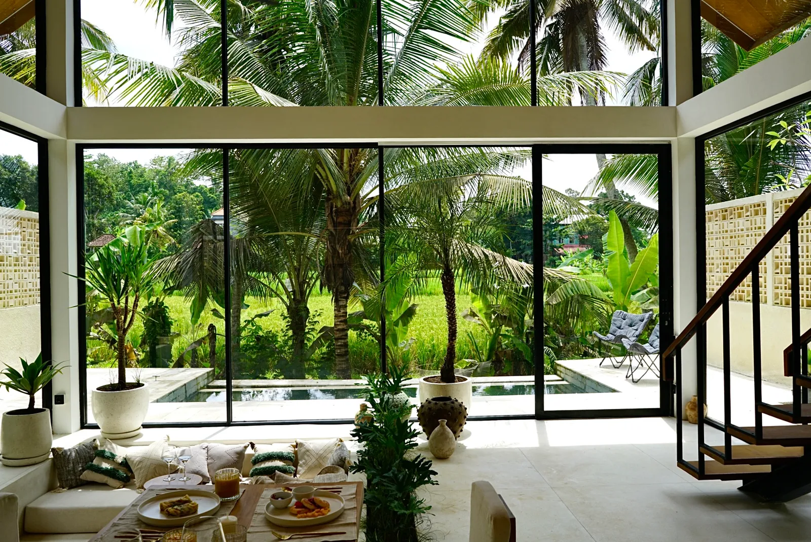 Dzen living room facing the rice terraces